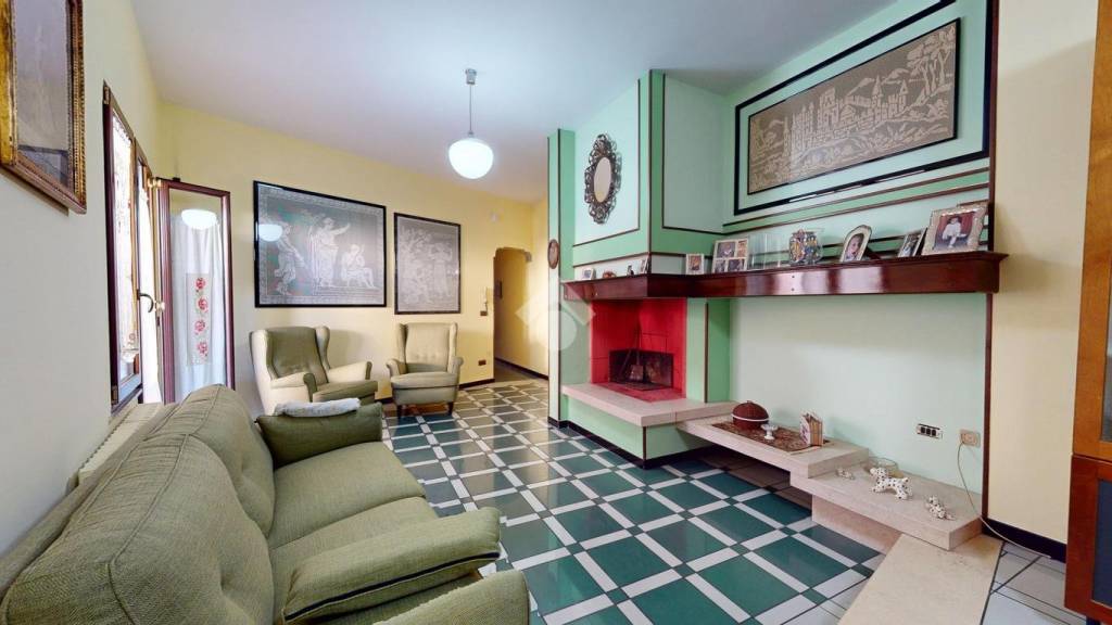 casa indipendente in vendita ad Oria