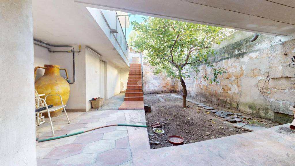 casa indipendente in vendita ad Oria