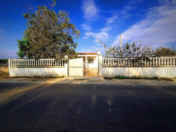 casa indipendente in vendita ad Oria