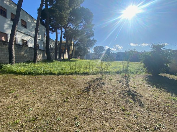 terreno edificabile in vendita ad Oria