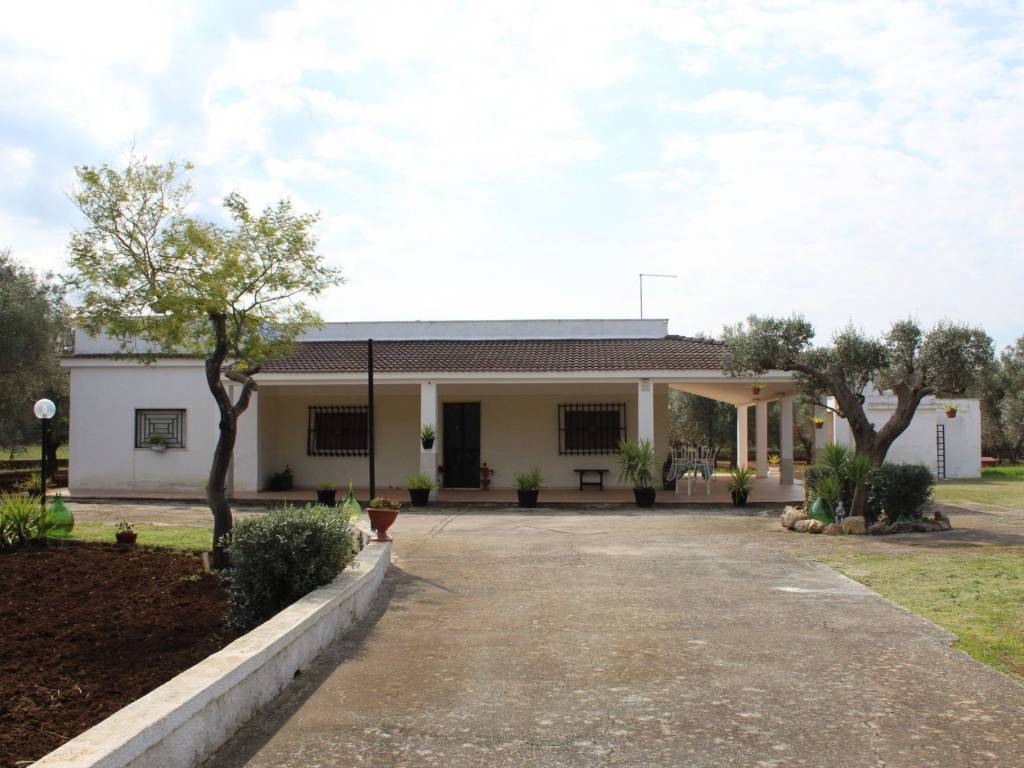 casa indipendente in vendita ad Oria