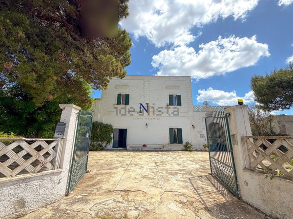 casa indipendente in vendita ad Oria