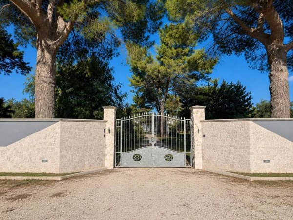 casa indipendente in vendita ad Oria