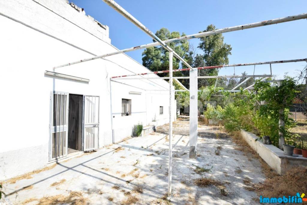 casa indipendente in vendita ad Oria