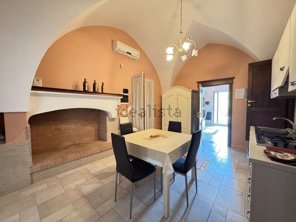 casa indipendente in vendita ad Oria