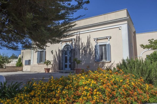 casa indipendente in vendita ad Oria