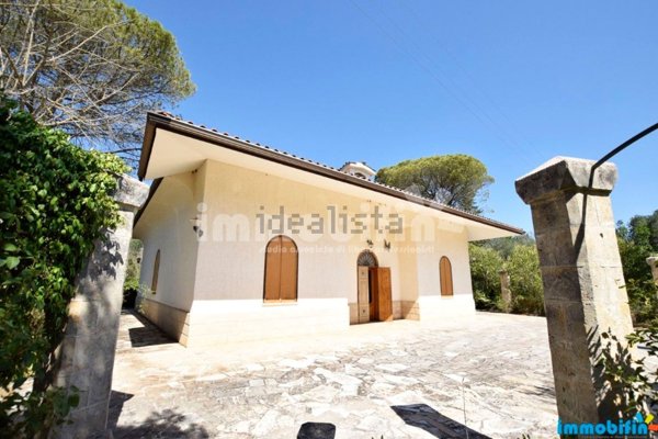 casa indipendente in vendita ad Oria