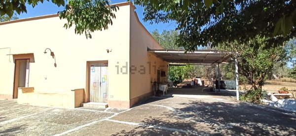 casa indipendente in vendita ad Oria