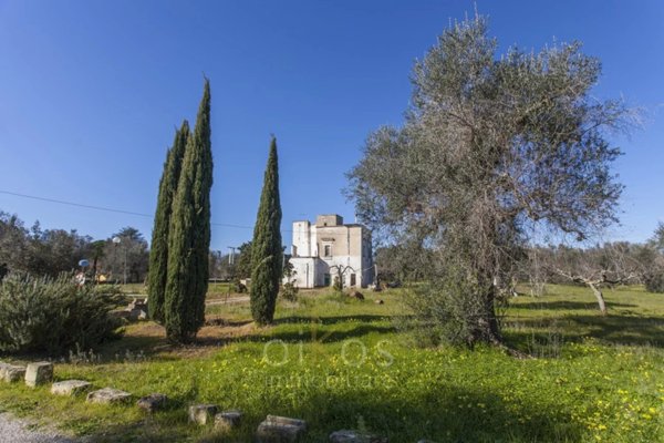 casale in vendita ad Oria