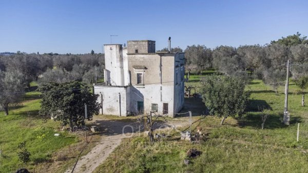 casale in vendita ad Oria