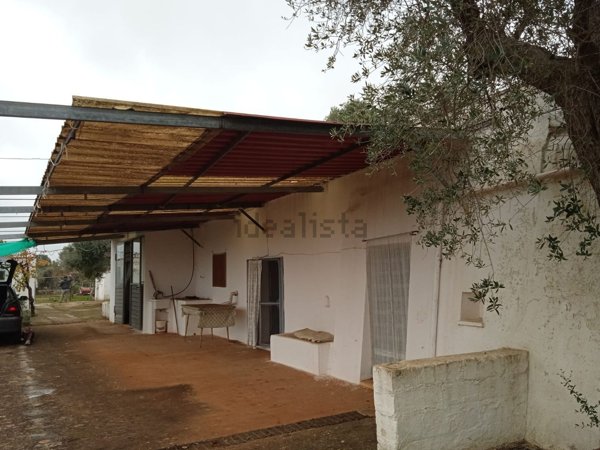 quadrivano in vendita ad Ostuni