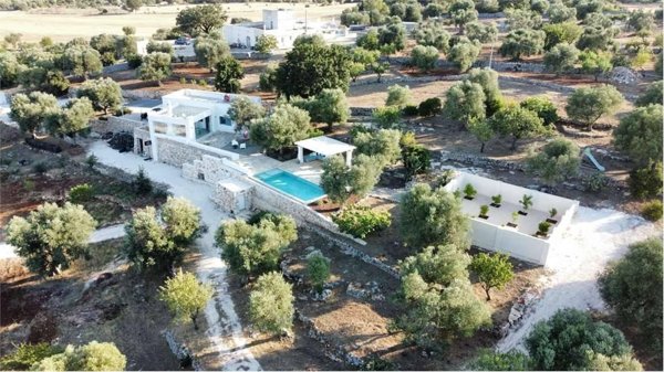 casa indipendente in vendita ad Ostuni