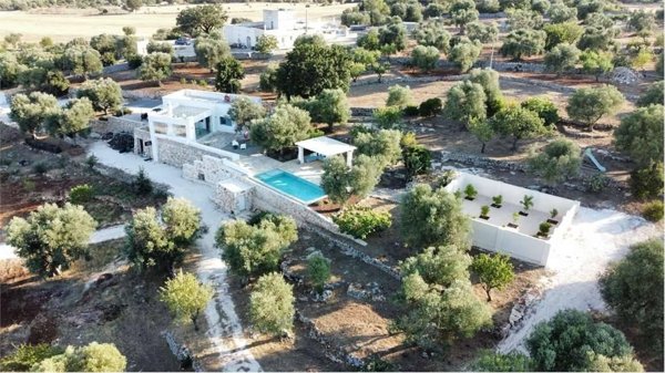 casa indipendente in vendita ad Ostuni