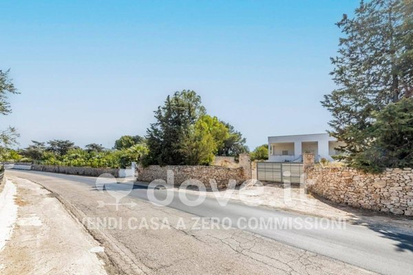 casa indipendente in vendita ad Ostuni in zona Villanova