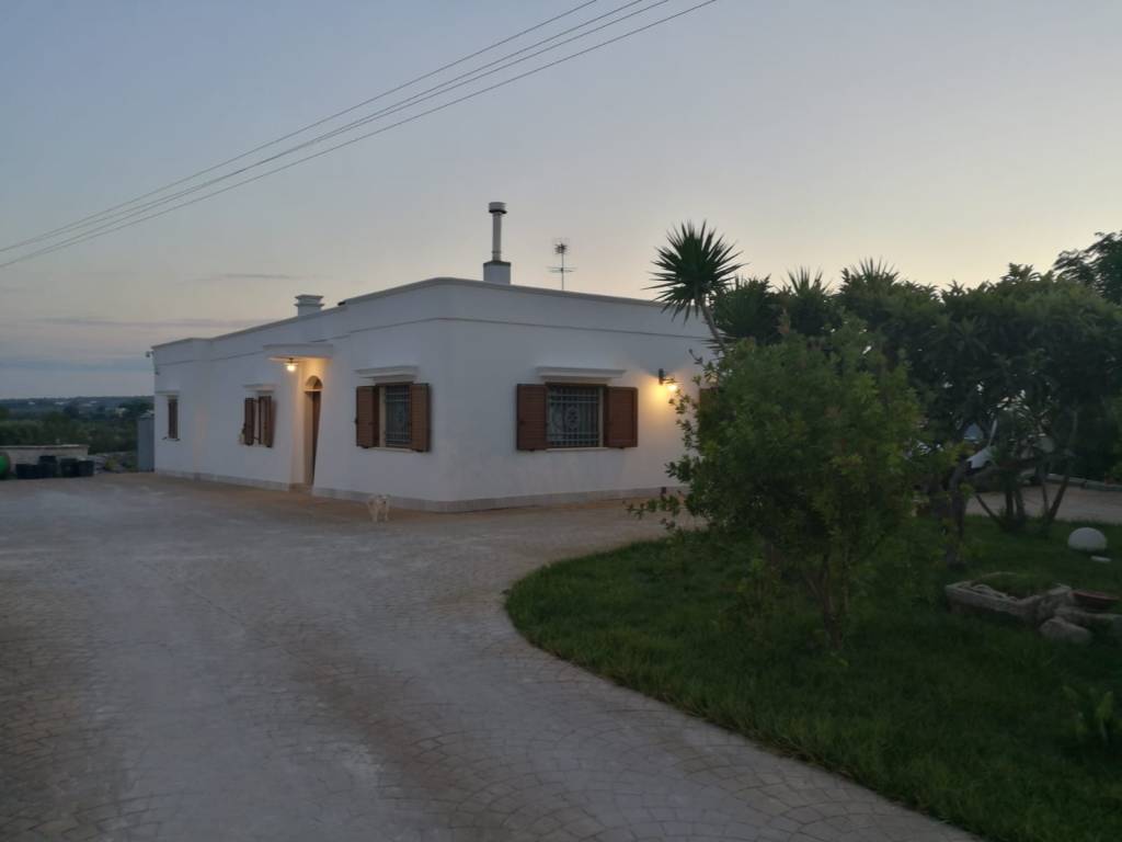 casa indipendente in vendita ad Ostuni
