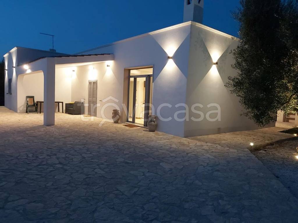 casa indipendente in vendita ad Ostuni