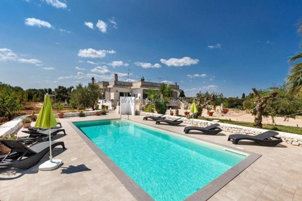 casa indipendente in vendita ad Ostuni