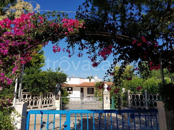 casa indipendente in vendita ad Ostuni in zona Pilone