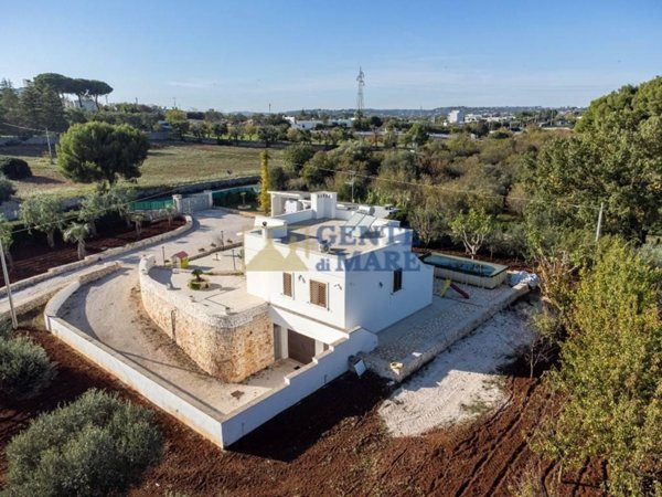 casa indipendente in vendita ad Ostuni