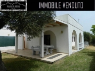 casa indipendente in vendita ad Ostuni in zona Rosa Marina