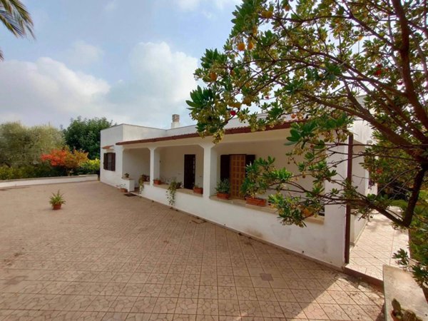 casa indipendente in vendita ad Ostuni