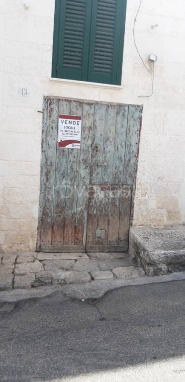 negozio in vendita ad Ostuni