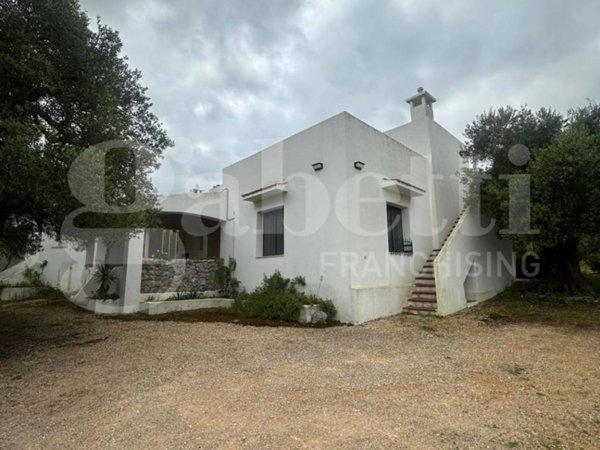 casa indipendente in vendita ad Ostuni