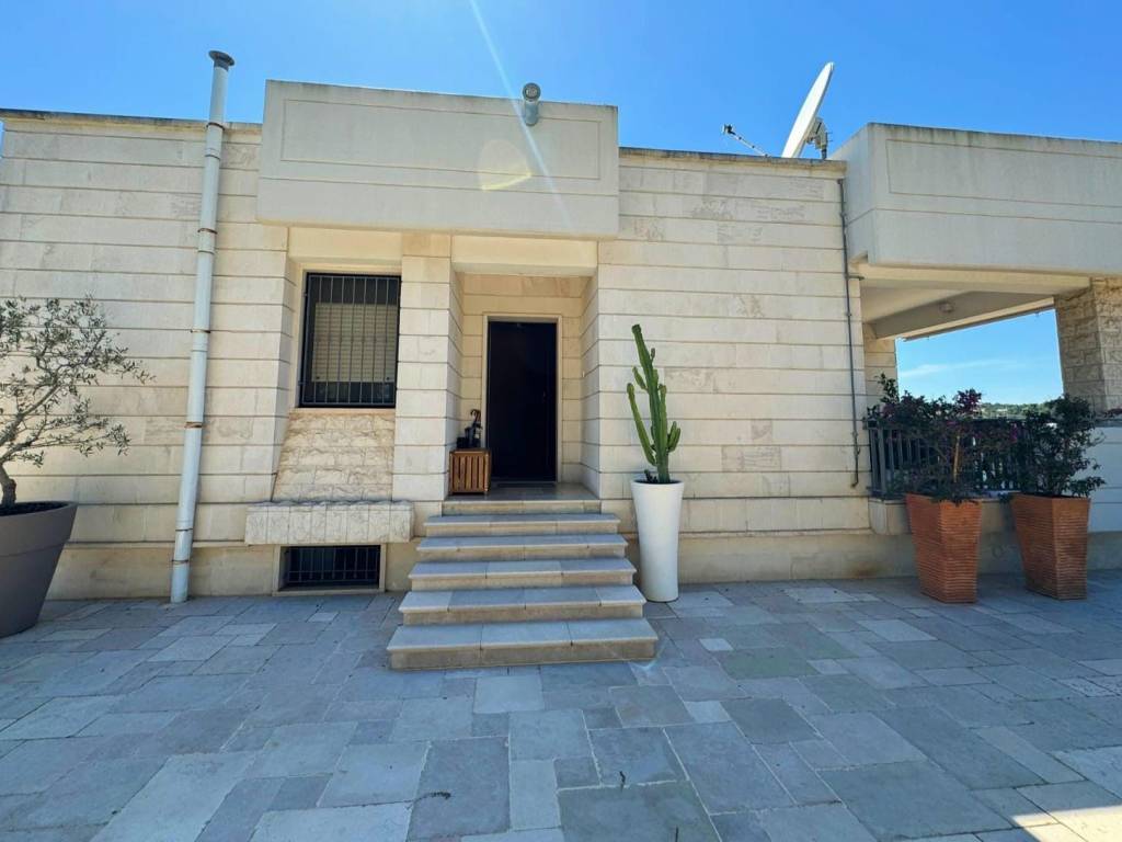 casa indipendente in vendita ad Ostuni
