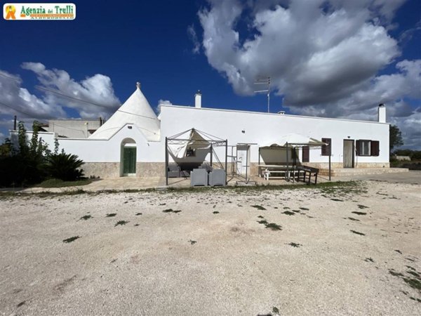negozio in vendita ad Ostuni