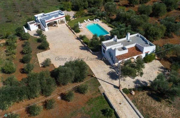 casa indipendente in vendita ad Ostuni