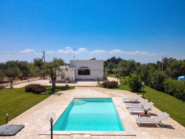 casa indipendente in vendita ad Ostuni