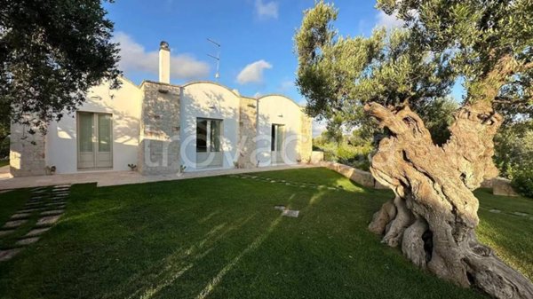 casa indipendente in vendita ad Ostuni