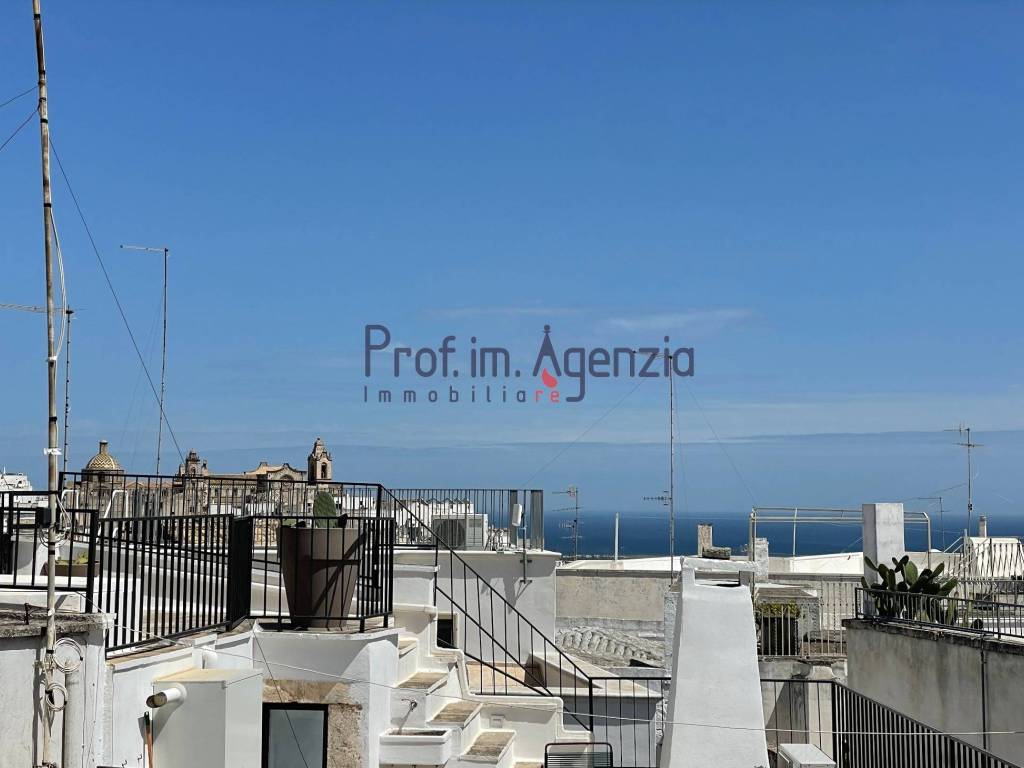 negozio in vendita ad Ostuni