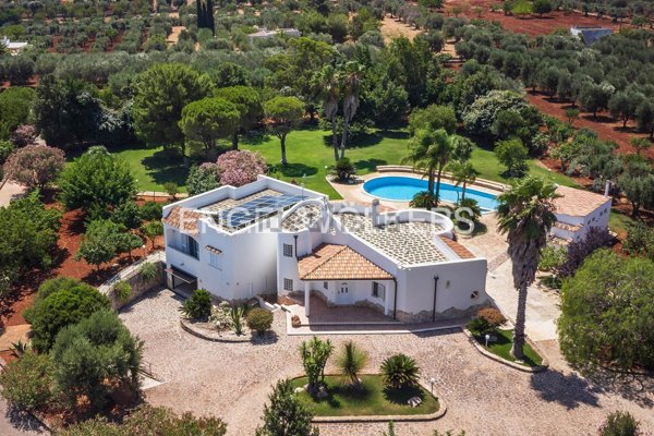 casa indipendente in vendita ad Ostuni