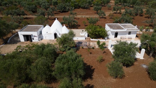 pentavano in vendita ad Ostuni
