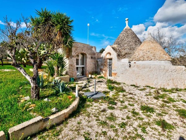 casa indipendente in vendita ad Ostuni
