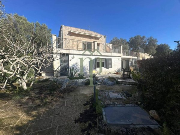 casa indipendente in vendita ad Ostuni