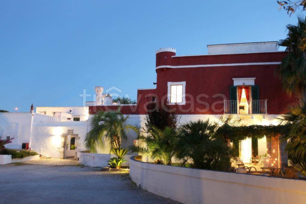 negozio in vendita ad Ostuni