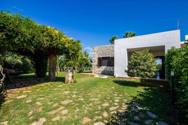 casa indipendente in vendita ad Ostuni