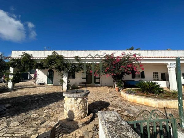 casa indipendente in vendita ad Ostuni