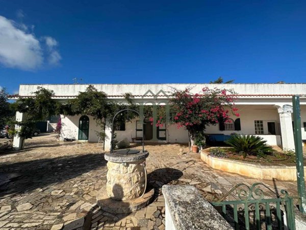 casa indipendente in vendita ad Ostuni