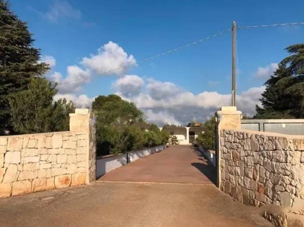 casa indipendente in vendita ad Ostuni