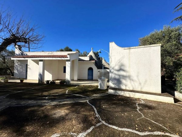 quadrivano in vendita ad Ostuni