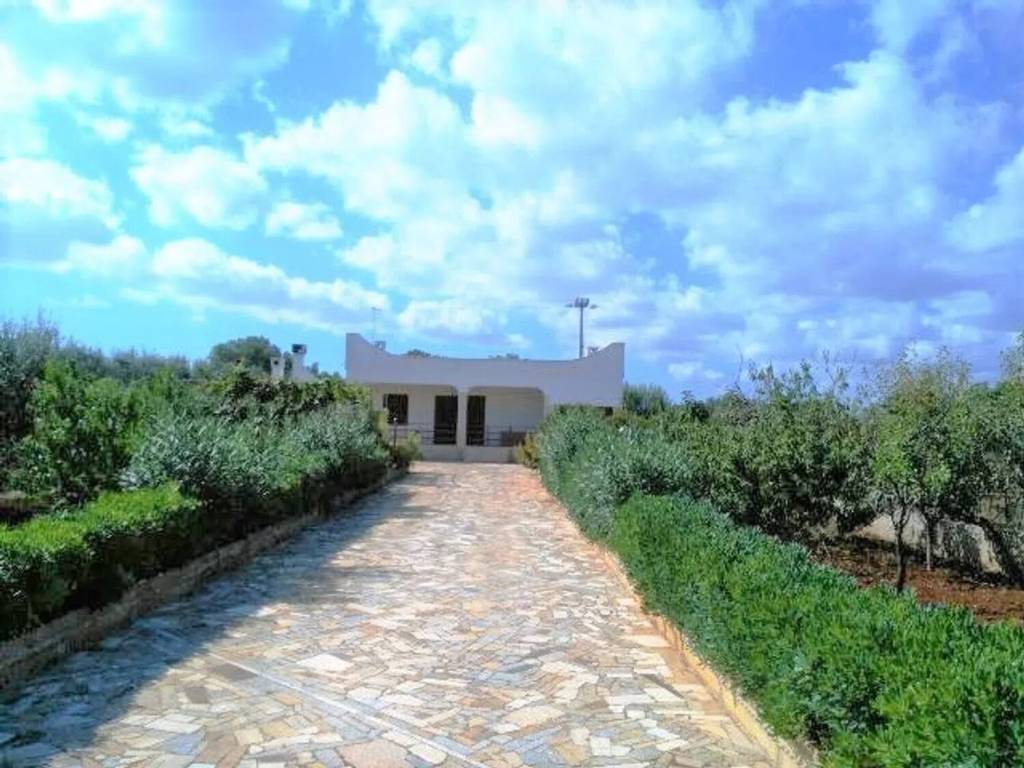 casa indipendente in vendita ad Ostuni
