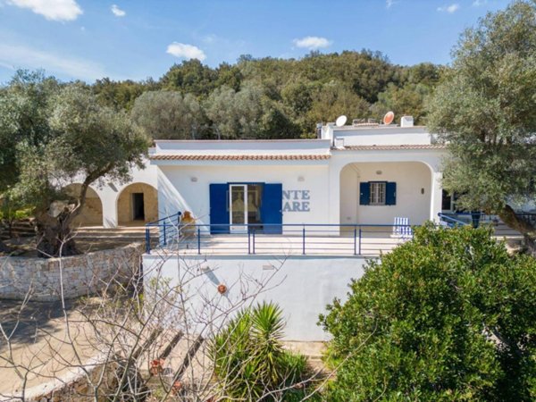 casa indipendente in vendita ad Ostuni