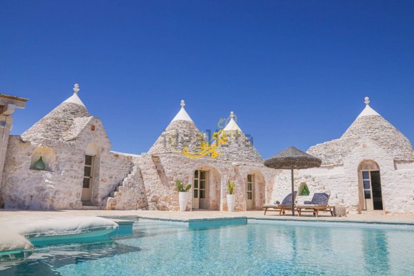 pentavano in vendita ad Ostuni
