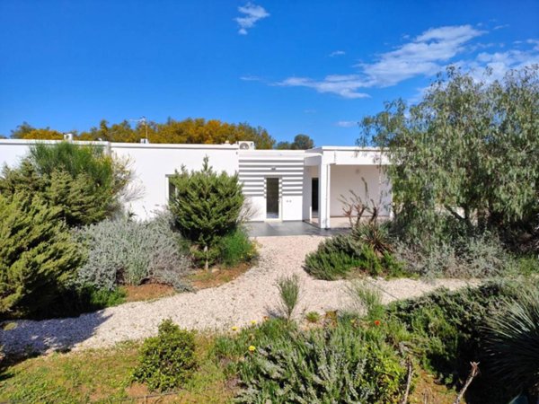 casa indipendente in vendita ad Ostuni