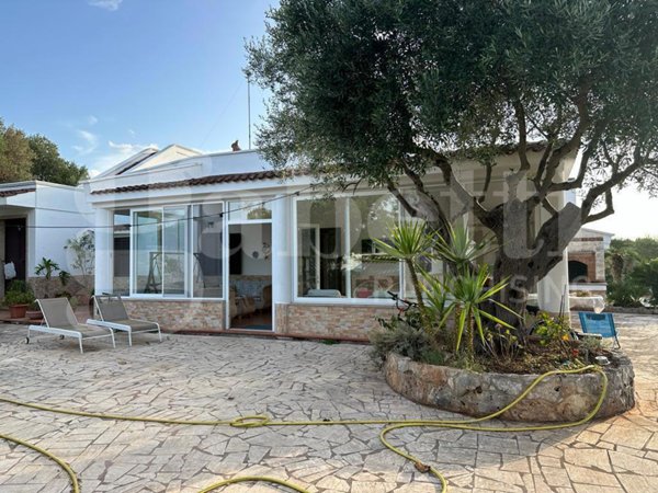 casa indipendente in vendita ad Ostuni