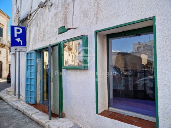 negozio in vendita ad Ostuni