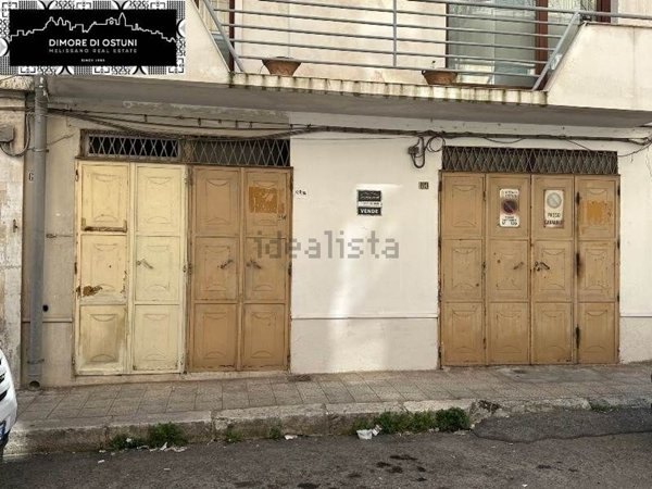 locale commerciale in vendita ad Ostuni